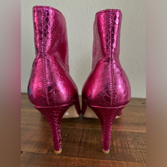 Torrid Pointed Toe Bootie - Picture 7 of 14